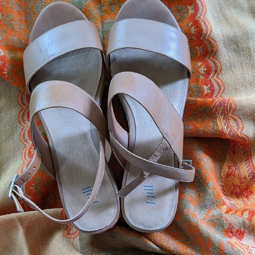 J. Jill Tan Sandals with Adjustable Straps and Contoured Footbed